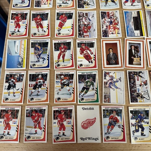 Lot Of 72 1989-90 Panini Stickers Hockey - Picture 3 of 6